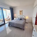 Cisnes Апартаменты *